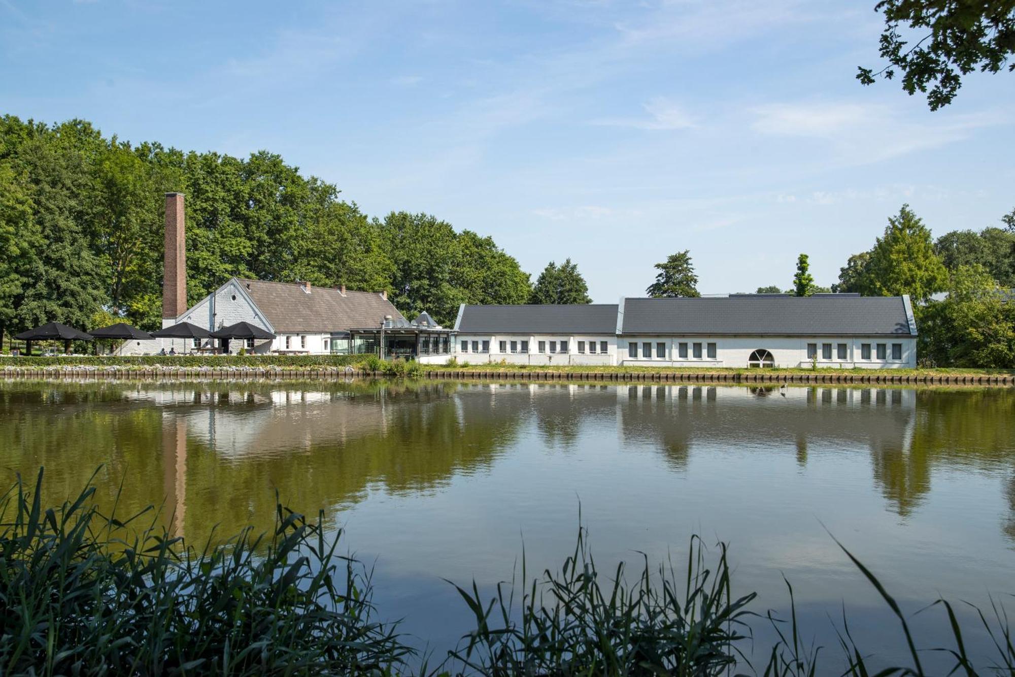 Отель Bilderberg Kasteel Vaalsbroek Экстерьер фото