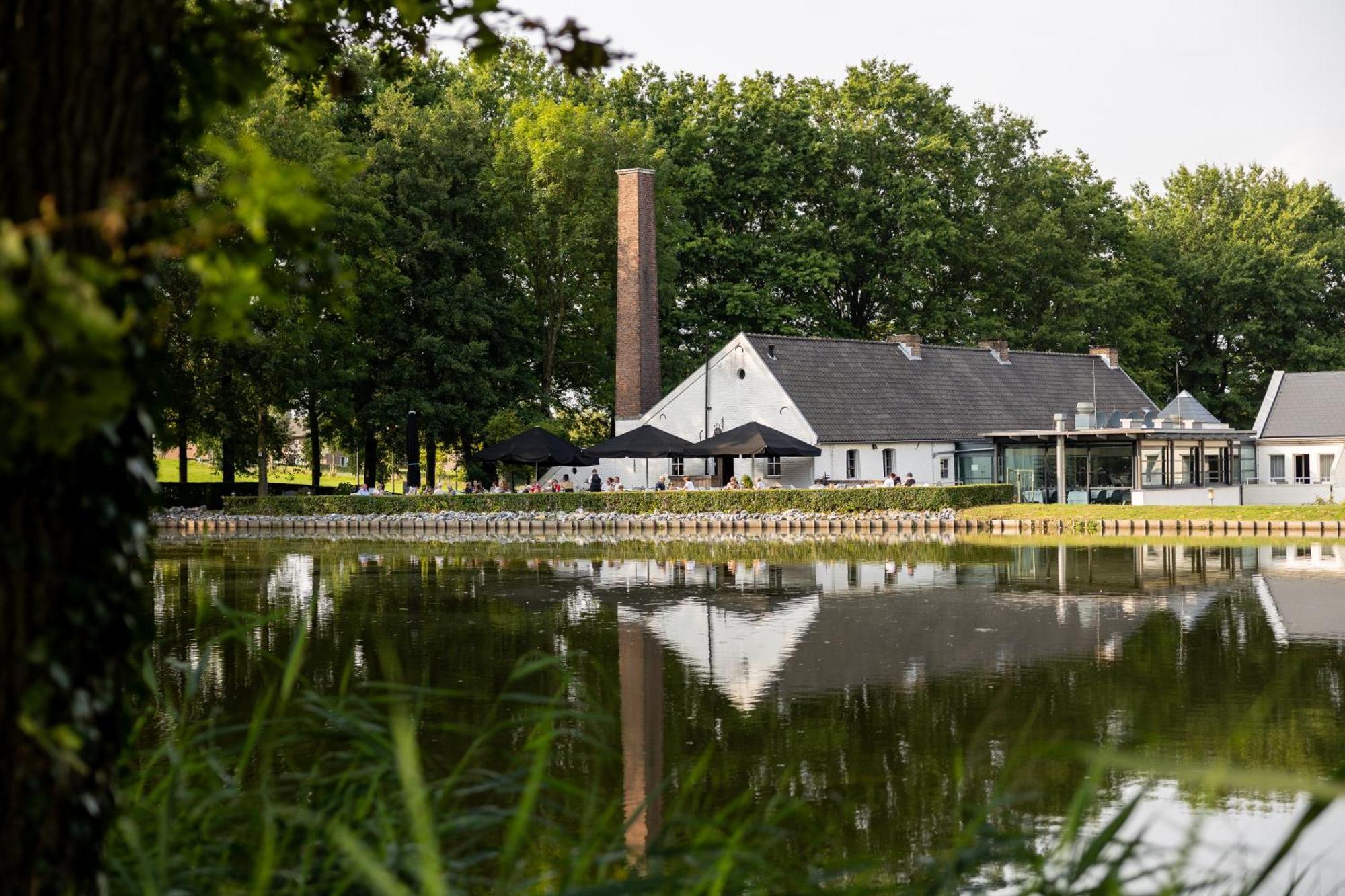 Отель Bilderberg Kasteel Vaalsbroek Экстерьер фото